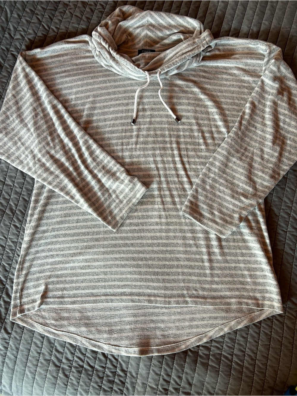 Jones New York Light Gray & White Striped Cowl Neck